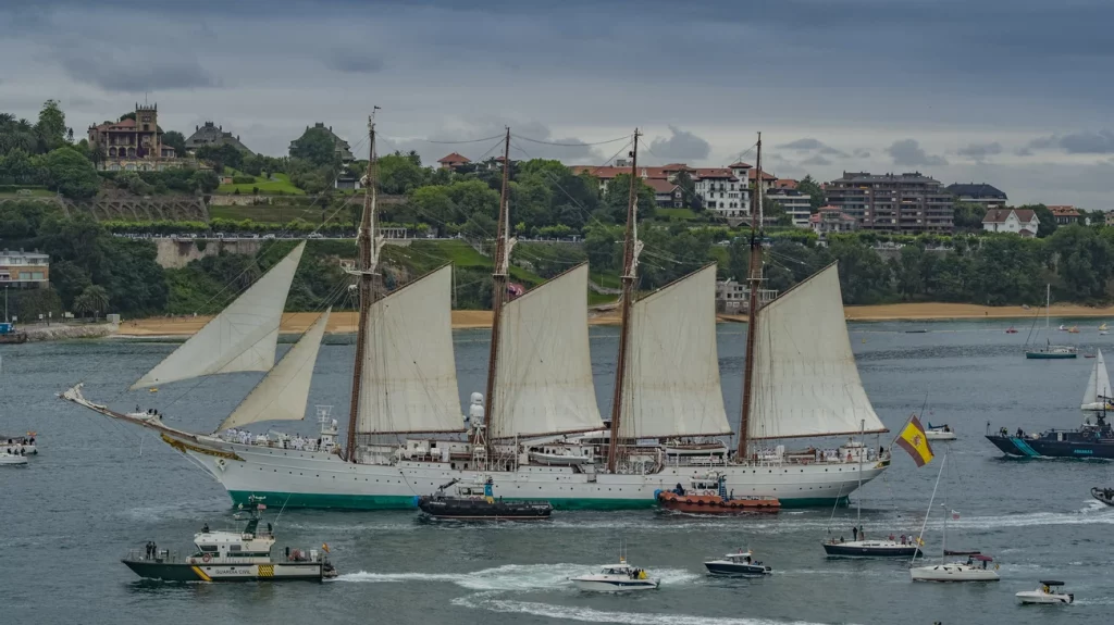 Juan Sebastián Elcano (A-71)