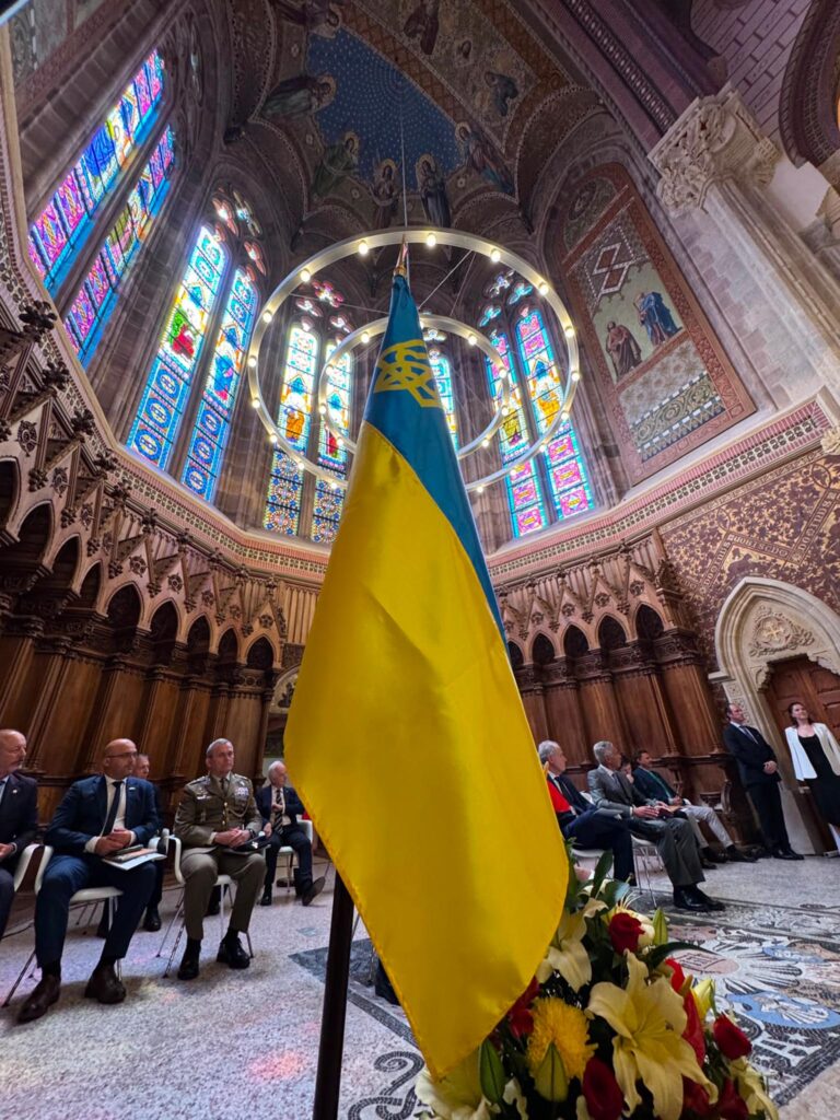 DIPLOMAS DE HONOR • CID 2026